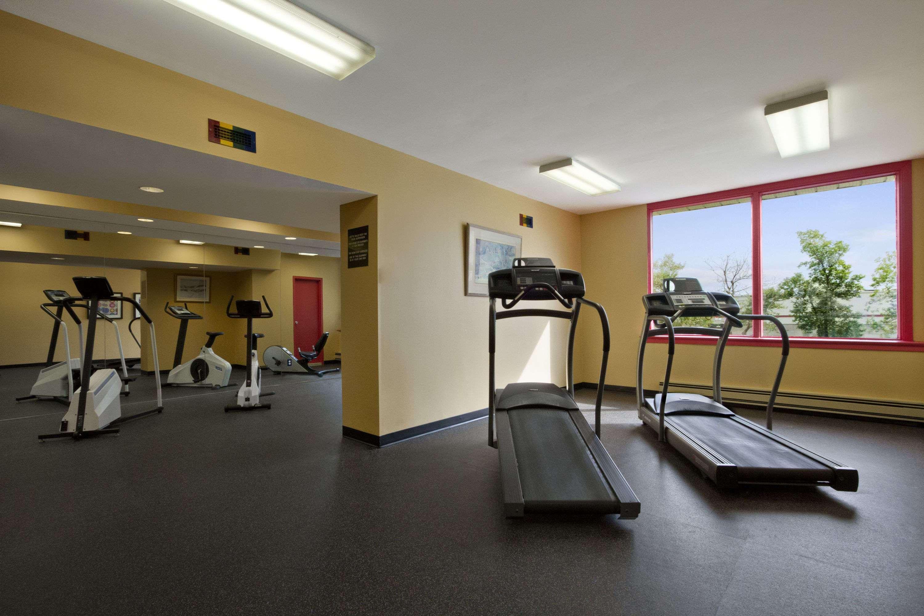 Park Inn Hotel Montreal Airport 多尔瓦勒 外观 照片