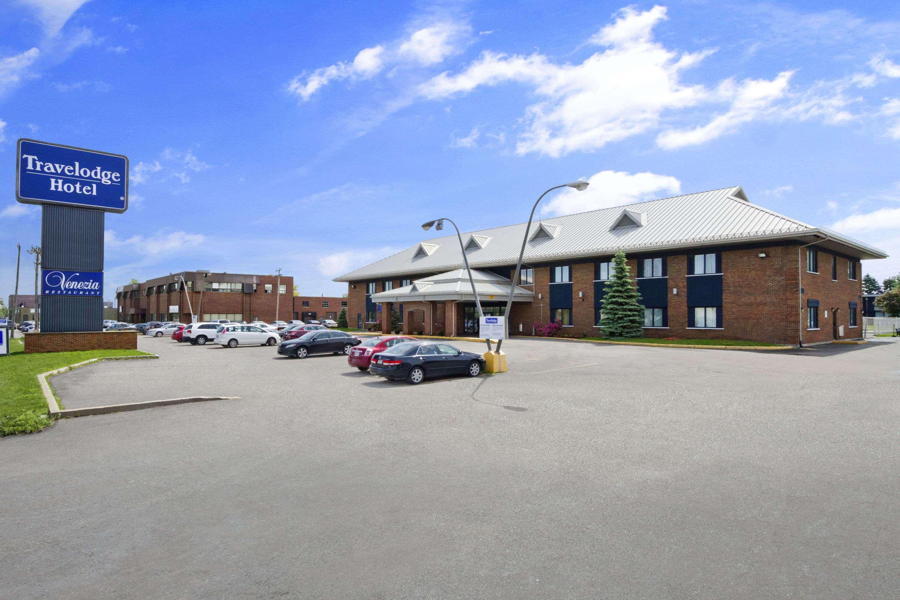 Park Inn Hotel Montreal Airport 多尔瓦勒 外观 照片